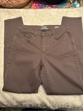 FDJ, French Dressing Brown Olivia Stretch Jeans, Size: 8